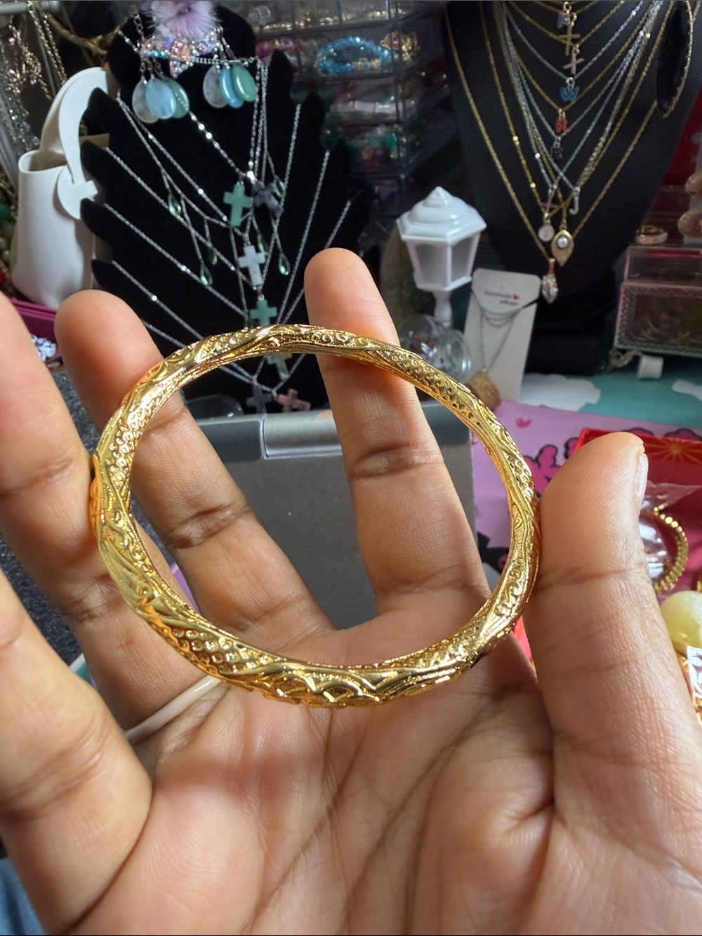 Gold Ornate Women's Bangle Bracelet - Elegant Gold Jewelry